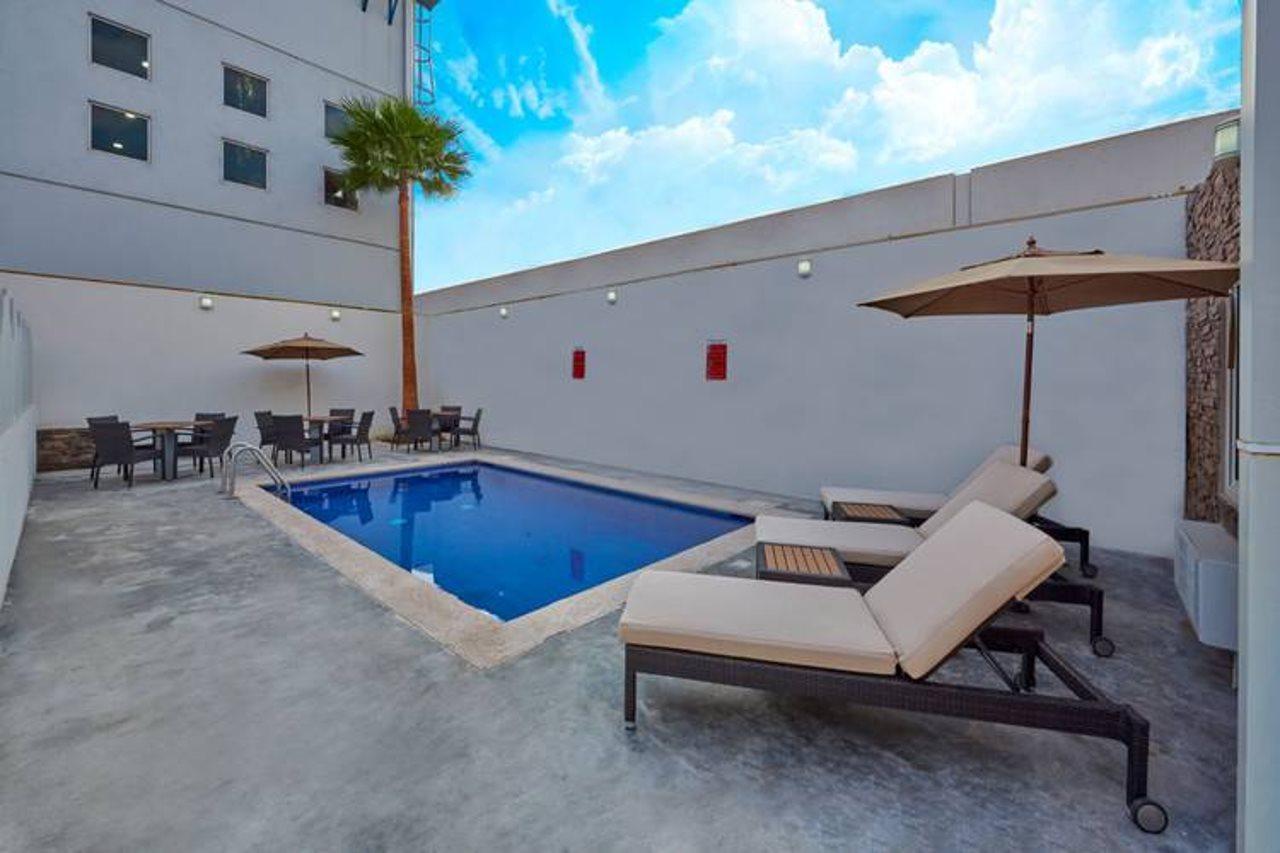 Extended Suites Tijuana Macroplaza Εξωτερικό φωτογραφία